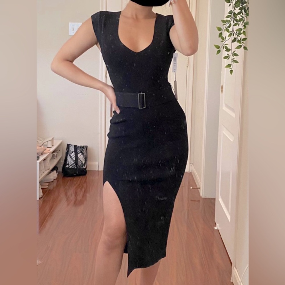 Aritzia Babaton Delmaro Dress Black Medium 78679 BNWT